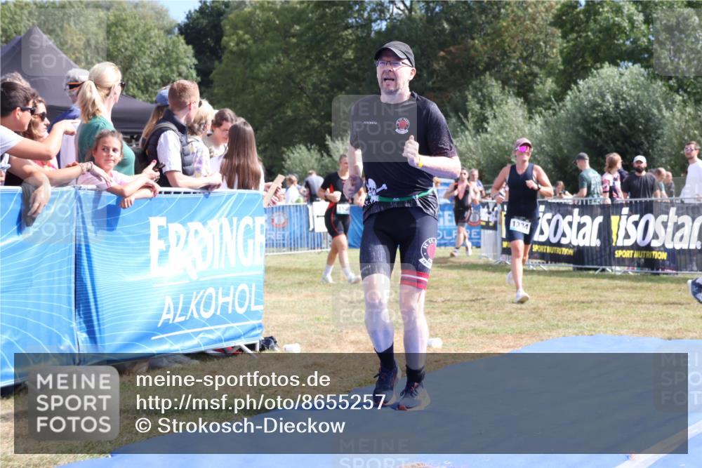 31.08.2025 - Elbe Triathlon Hamburg Strokosch-Dieckow http://msf.ph/oto/8655257 31.08.2025 11:46:27 Ziel 1297, 1384 meine-sportfotos.de