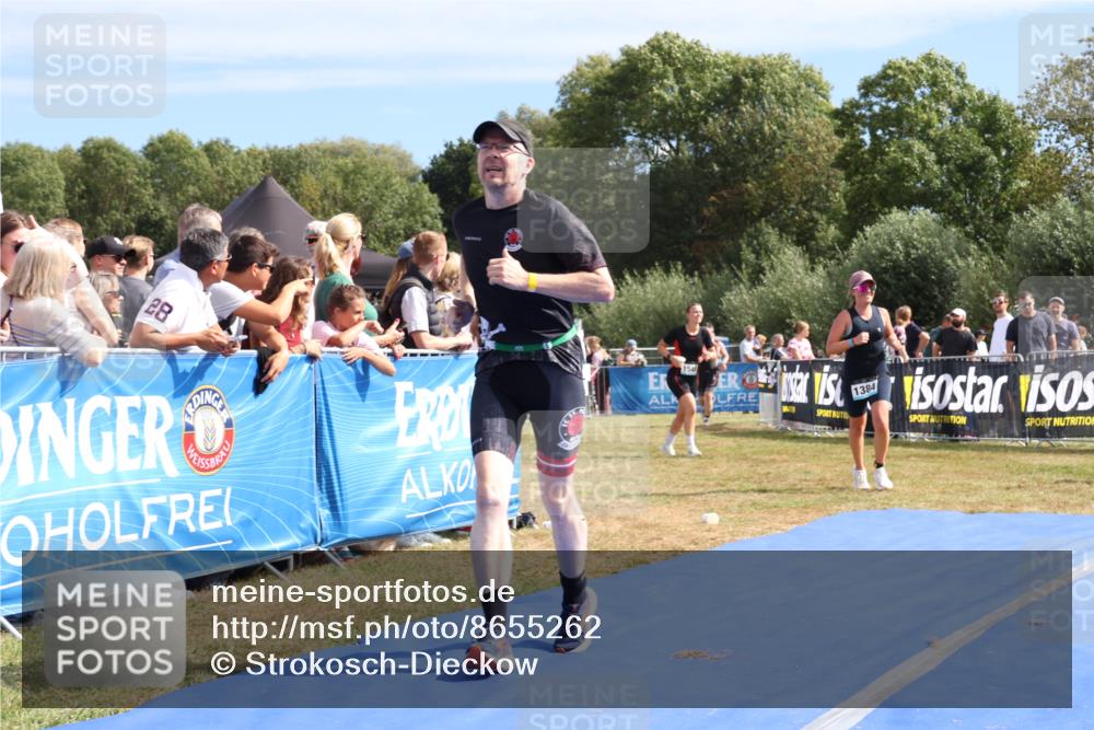 31.08.2025 - Elbe Triathlon Hamburg Strokosch-Dieckow http://msf.ph/oto/8655262 31.08.2025 11:46:28 Ziel 1297, 1384 meine-sportfotos.de