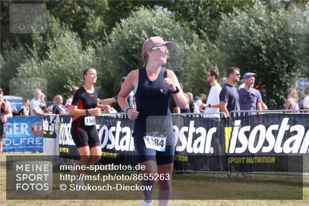 31.08.2025 - Elbe Triathlon Hamburg Strokosch-Dieckow http://msf.ph/oto/8655263 31.08.2025 11:46:28 Ziel 1297, 1384 meine-sportfotos.de
