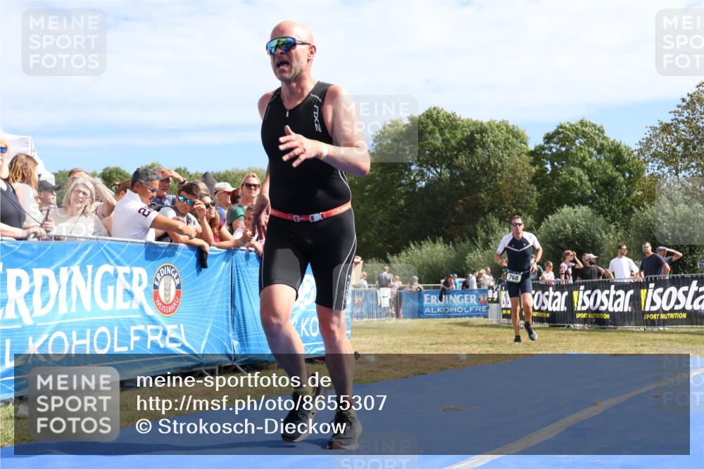 31.08.2025 - Elbe Triathlon Hamburg Strokosch-Dieckow http://msf.ph/oto/8655307 31.08.2025 11:46:51 Ziel 768, 818, 1152, 1248 meine-sportfotos.de