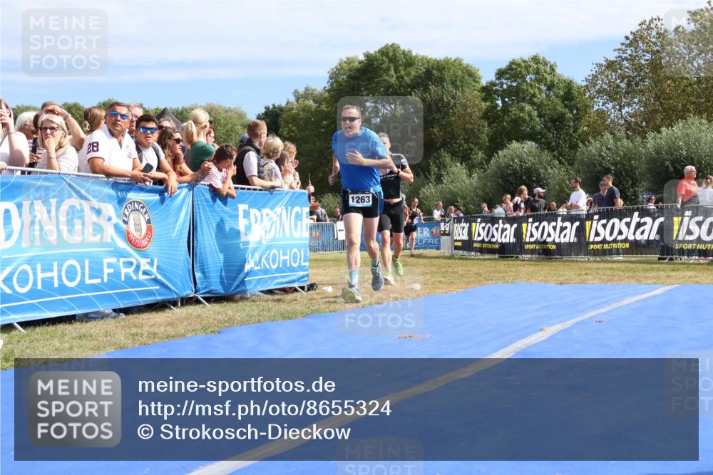 31.08.2025 - Elbe Triathlon Hamburg Strokosch-Dieckow http://msf.ph/oto/8655324 31.08.2025 11:47:11 Ziel 681, 1263, 1302, 1419, 1439 meine-sportfotos.de