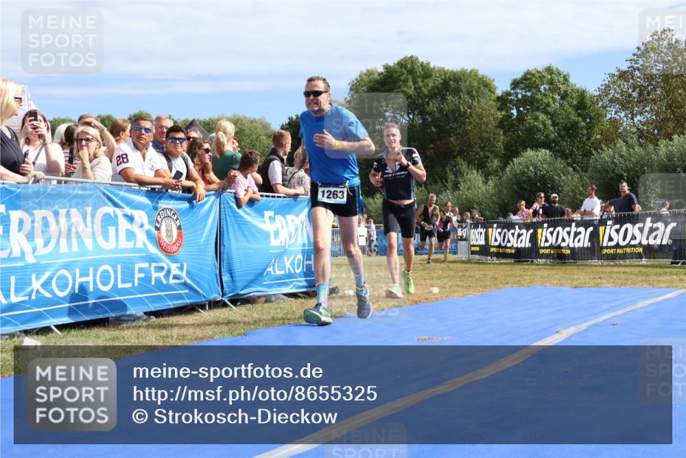 31.08.2025 - Elbe Triathlon Hamburg Strokosch-Dieckow http://msf.ph/oto/8655325 31.08.2025 11:47:12 Ziel 681, 1263, 1302, 1419, 1439 meine-sportfotos.de