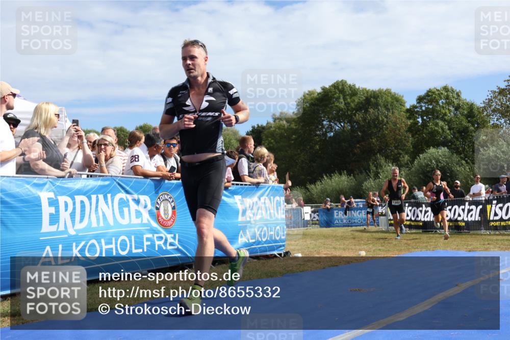 31.08.2025 - Elbe Triathlon Hamburg Strokosch-Dieckow http://msf.ph/oto/8655332 31.08.2025 11:47:14 Ziel 681, 1263, 1302, 1308, 1419, 1439, 1480 meine-sportfotos.de