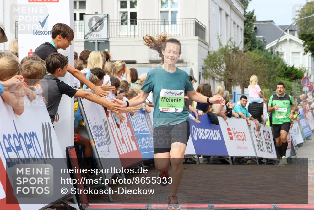 31.08.2025 - 21. Blankeneser Heldenlauf Strokosch-Dieckow http://msf.ph/oto/8655333 31.08.2025 11:00:32 Ziel 3435, 3365, 3235 meine-sportfotos.de