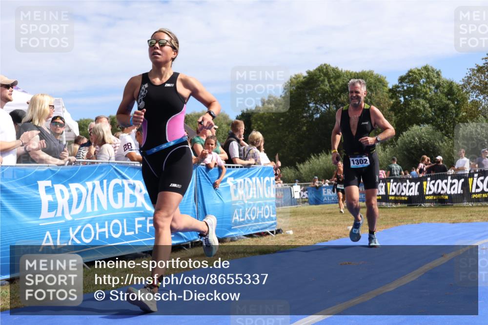 31.08.2025 - Elbe Triathlon Hamburg Strokosch-Dieckow http://msf.ph/oto/8655337 31.08.2025 11:47:17 Ziel 446, 681, 1263, 1302, 1308, 1419, 1480 meine-sportfotos.de