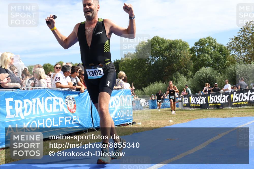 31.08.2025 - Elbe Triathlon Hamburg Strokosch-Dieckow http://msf.ph/oto/8655340 31.08.2025 11:47:18 Ziel 446, 681, 1302, 1308, 1419, 1480, 1608 meine-sportfotos.de