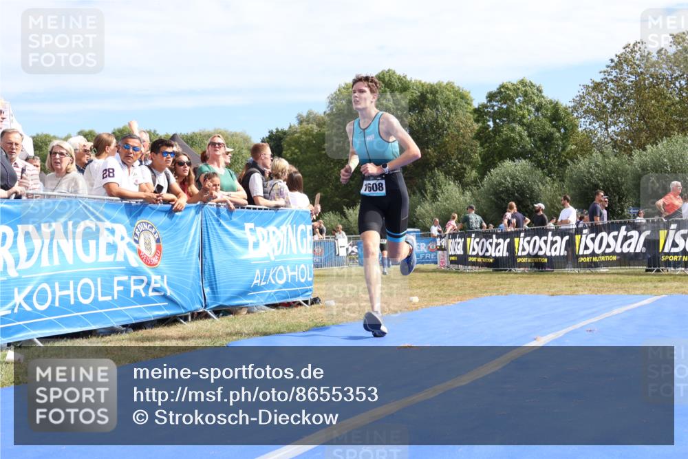 31.08.2025 - Elbe Triathlon Hamburg Strokosch-Dieckow http://msf.ph/oto/8655353 31.08.2025 11:47:27 Ziel 446, 487, 1308, 1480, 1608 meine-sportfotos.de