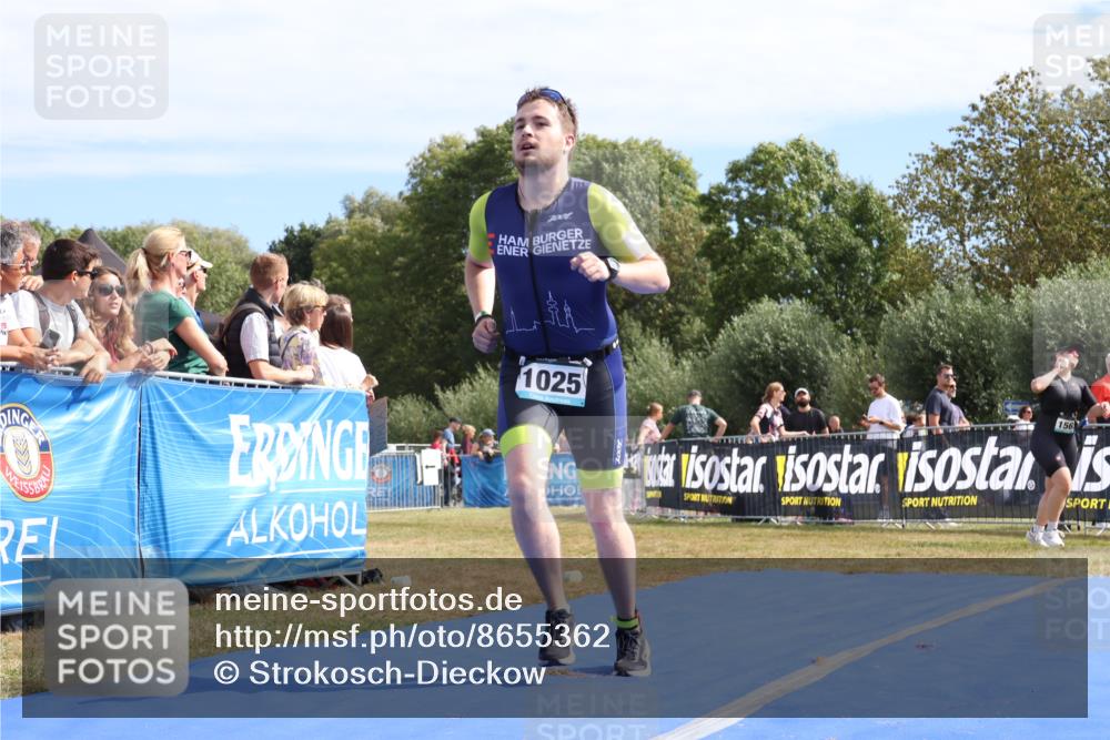 31.08.2025 - Elbe Triathlon Hamburg Strokosch-Dieckow http://msf.ph/oto/8655362 31.08.2025 11:47:37 Ziel 487, 1025 meine-sportfotos.de