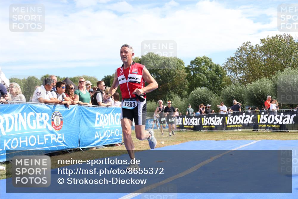 31.08.2025 - Elbe Triathlon Hamburg Strokosch-Dieckow http://msf.ph/oto/8655372 31.08.2025 11:48:03 Ziel 679, 863, 921, 1283 meine-sportfotos.de