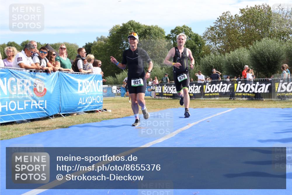 31.08.2025 - Elbe Triathlon Hamburg Strokosch-Dieckow http://msf.ph/oto/8655376 31.08.2025 11:48:07 Ziel 679, 863, 921, 1283 meine-sportfotos.de