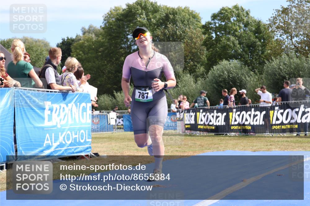 31.08.2025 - Elbe Triathlon Hamburg Strokosch-Dieckow http://msf.ph/oto/8655384 31.08.2025 11:48:22 Ziel 762, 787, 1614 meine-sportfotos.de
