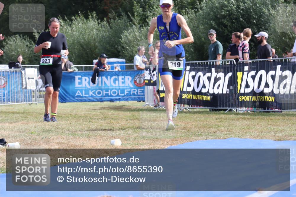31.08.2025 - Elbe Triathlon Hamburg Strokosch-Dieckow http://msf.ph/oto/8655390 31.08.2025 11:48:38 Ziel 919, 1469 meine-sportfotos.de