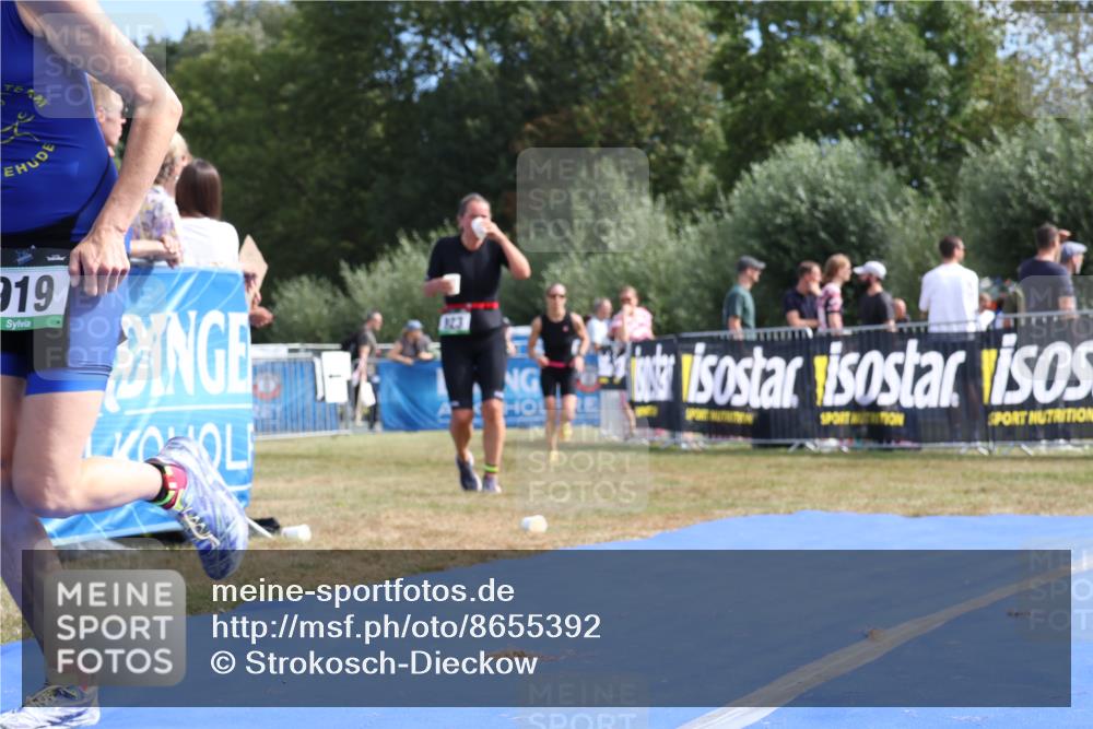 31.08.2025 - Elbe Triathlon Hamburg Strokosch-Dieckow http://msf.ph/oto/8655392 31.08.2025 11:48:42 Ziel 919, 1469 meine-sportfotos.de