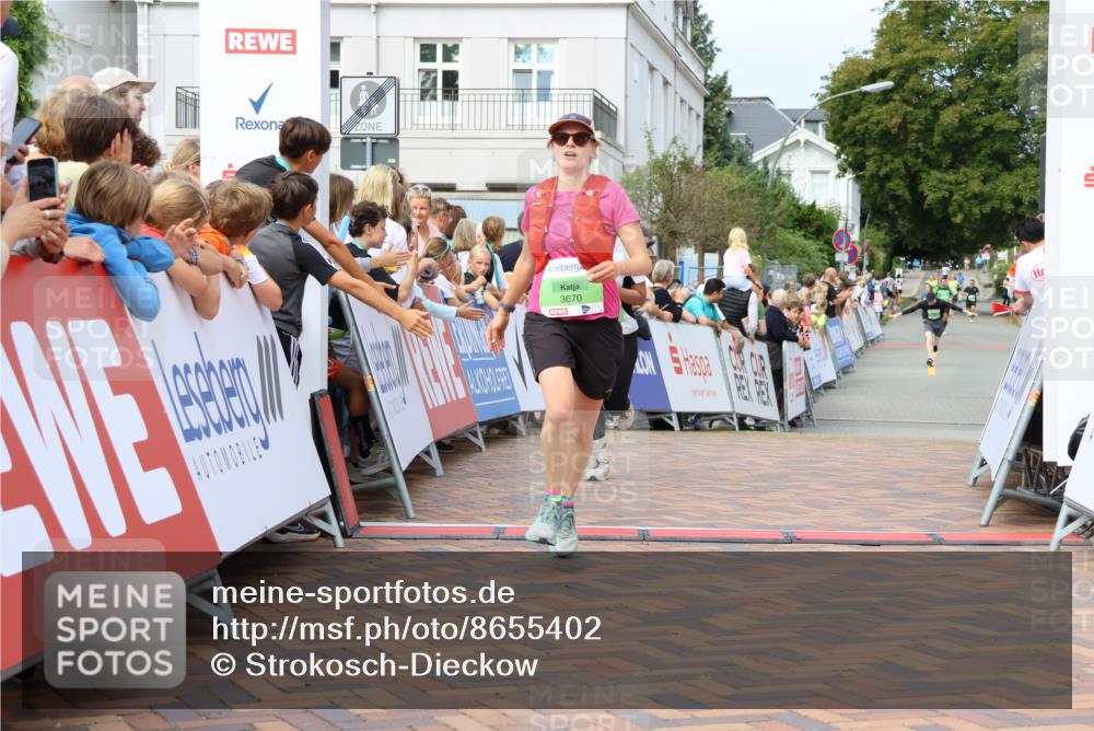 31.08.2025 - 21. Blankeneser Heldenlauf Strokosch-Dieckow http://msf.ph/oto/8655402 31.08.2025 11:00:19 Ziel 3247, 3660, 3431, 3670, 3713 meine-sportfotos.de