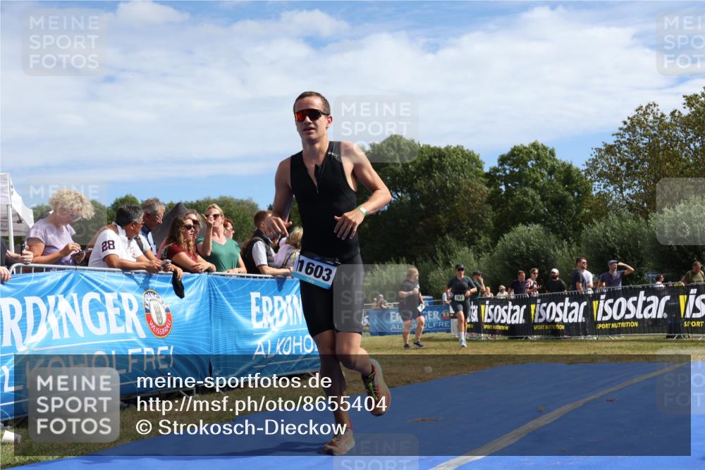 31.08.2025 - Elbe Triathlon Hamburg Strokosch-Dieckow http://msf.ph/oto/8655404 31.08.2025 11:49:11 Ziel 781, 1603 meine-sportfotos.de