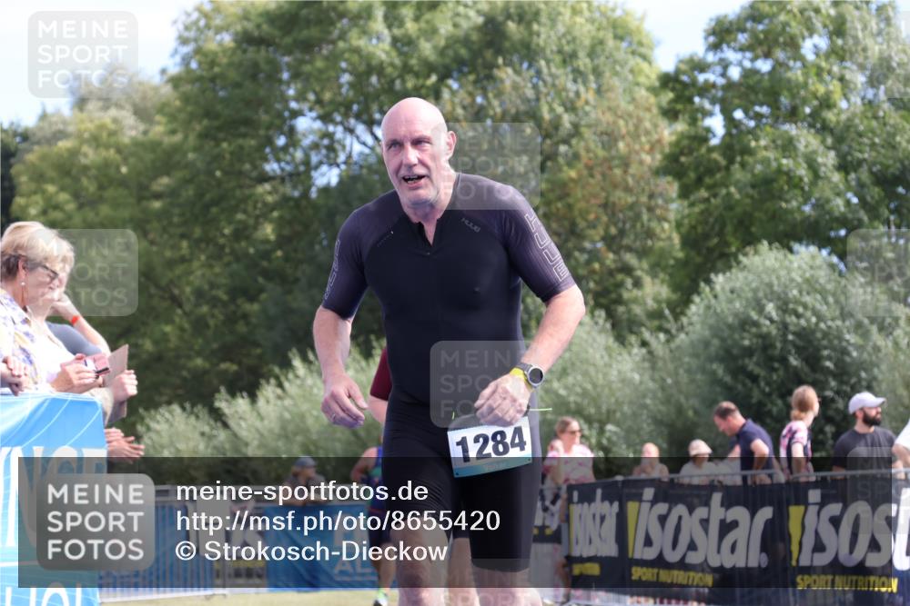 31.08.2025 - Elbe Triathlon Hamburg Strokosch-Dieckow http://msf.ph/oto/8655420 31.08.2025 11:49:44 Ziel 812, 822, 1284, 1306, 1413, 1421 meine-sportfotos.de