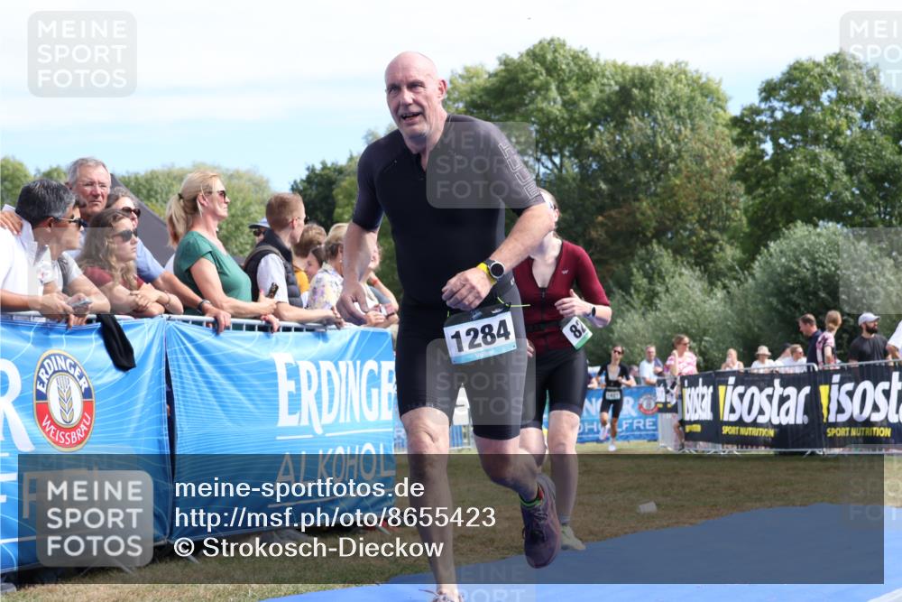 31.08.2025 - Elbe Triathlon Hamburg Strokosch-Dieckow http://msf.ph/oto/8655423 31.08.2025 11:49:44 Ziel 812, 822, 1284, 1306, 1413, 1421 meine-sportfotos.de