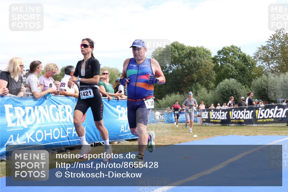 31.08.2025 - Elbe Triathlon Hamburg Strokosch-Dieckow http://msf.ph/oto/8655428 31.08.2025 11:49:52 Ziel 816, 1306, 1421, 1604 meine-sportfotos.de