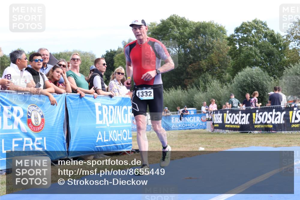 31.08.2025 - Elbe Triathlon Hamburg Strokosch-Dieckow http://msf.ph/oto/8655449 31.08.2025 11:50:10 Ziel 807, 1332, 1378 meine-sportfotos.de