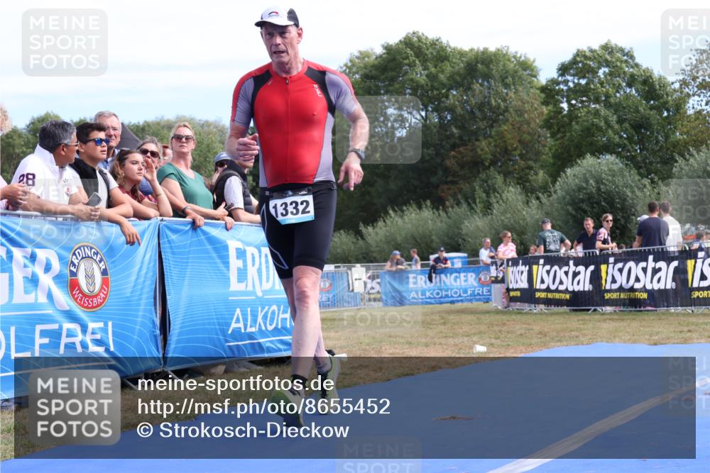 31.08.2025 - Elbe Triathlon Hamburg Strokosch-Dieckow http://msf.ph/oto/8655452 31.08.2025 11:50:10 Ziel 807, 1332, 1378 meine-sportfotos.de