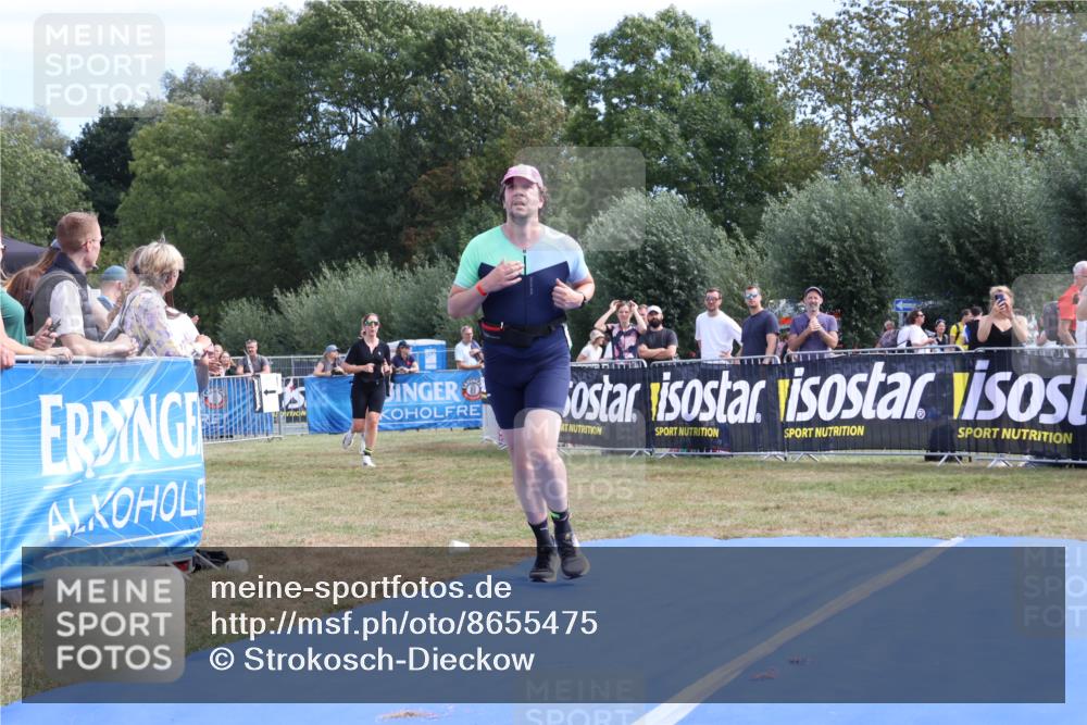 31.08.2025 - Elbe Triathlon Hamburg Strokosch-Dieckow http://msf.ph/oto/8655475 31.08.2025 11:50:49 Ziel 587, 790, 810, 1364, 1398, 1487 meine-sportfotos.de