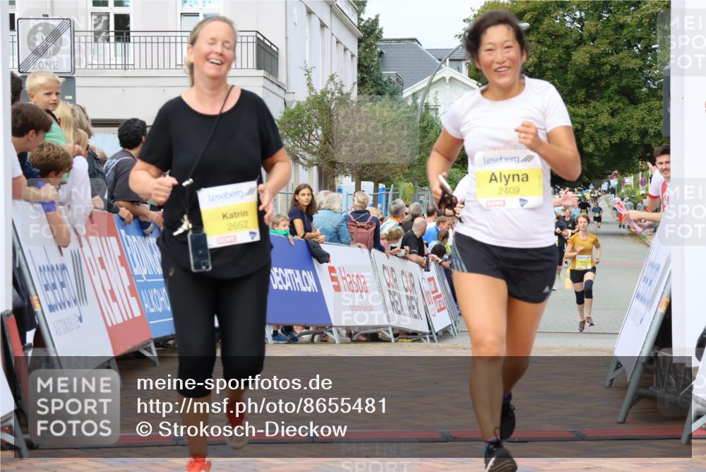 31.08.2025 - 21. Blankeneser Heldenlauf Strokosch-Dieckow http://msf.ph/oto/8655481 31.08.2025 10:33:37 Ziel 2652, 2409, 2044, 2640, 2639, 2542 meine-sportfotos.de