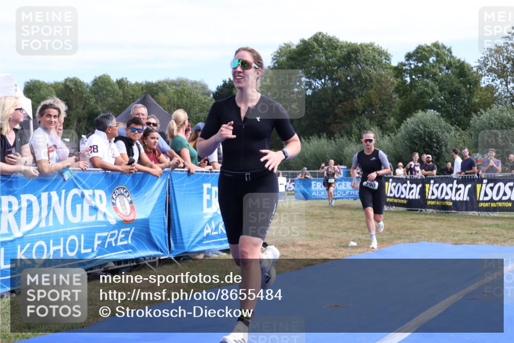 31.08.2025 - Elbe Triathlon Hamburg Strokosch-Dieckow http://msf.ph/oto/8655484 31.08.2025 11:50:54 Ziel 587, 790, 1398 meine-sportfotos.de