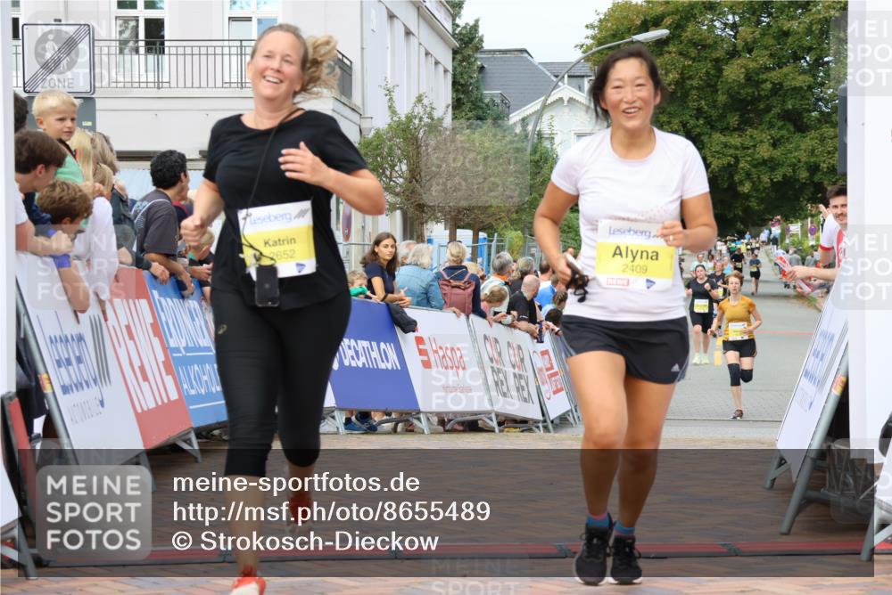 31.08.2025 - 21. Blankeneser Heldenlauf Strokosch-Dieckow http://msf.ph/oto/8655489 31.08.2025 10:33:36 Ziel 2652, 2409, 2044, 2640, 2639, 2542 meine-sportfotos.de