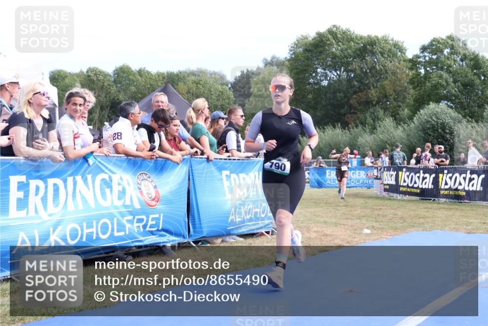 31.08.2025 - Elbe Triathlon Hamburg Strokosch-Dieckow http://msf.ph/oto/8655490 31.08.2025 11:50:56 Ziel 587, 790, 859, 1398 meine-sportfotos.de