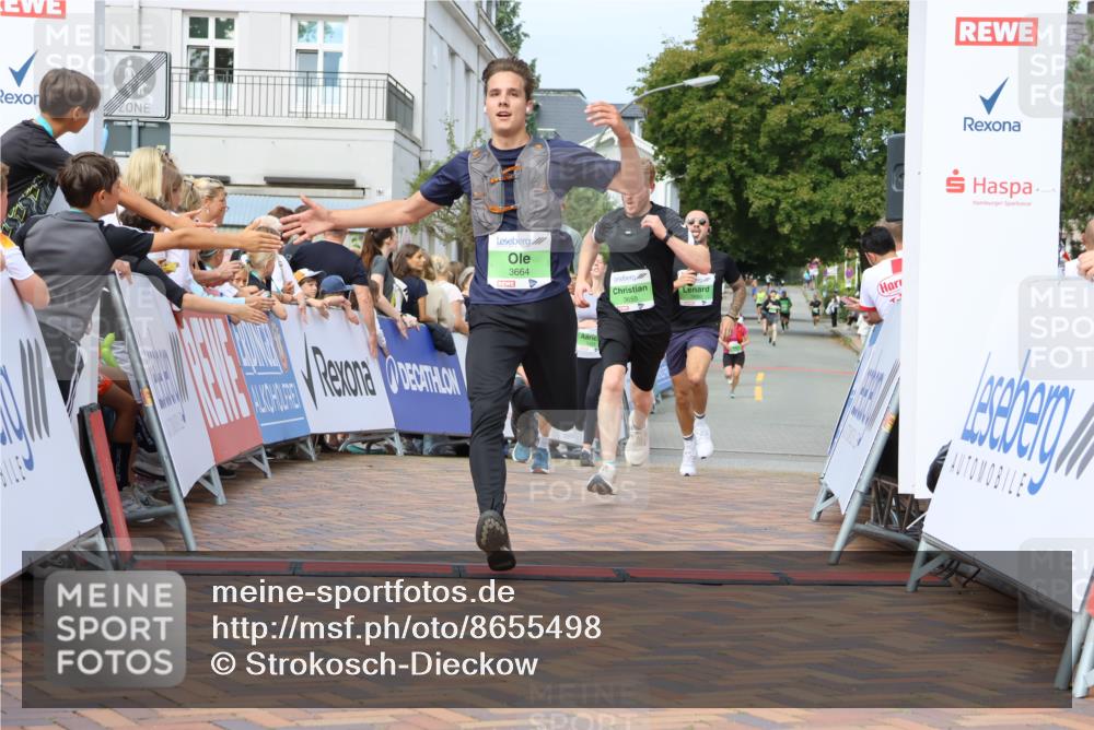 31.08.2025 - 21. Blankeneser Heldenlauf Strokosch-Dieckow http://msf.ph/oto/8655498 31.08.2025 11:00:09 Ziel 3162, 3247, 3691, 3660, 3655, 3664, 3431 meine-sportfotos.de
