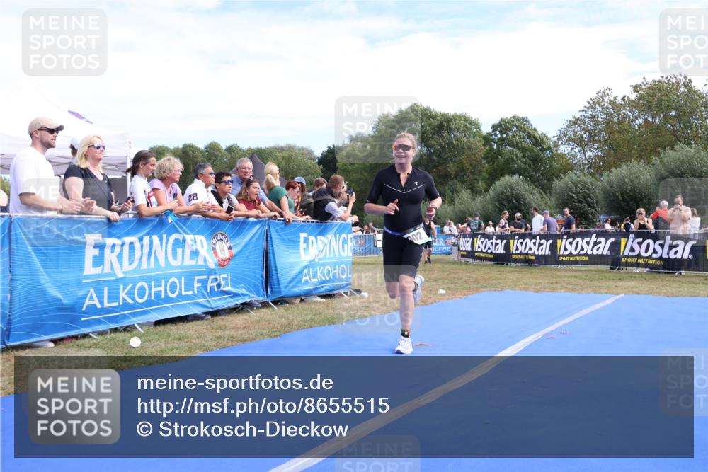 31.08.2025 - Elbe Triathlon Hamburg Strokosch-Dieckow http://msf.ph/oto/8655515 31.08.2025 11:51:22 Ziel 902, 1380 meine-sportfotos.de