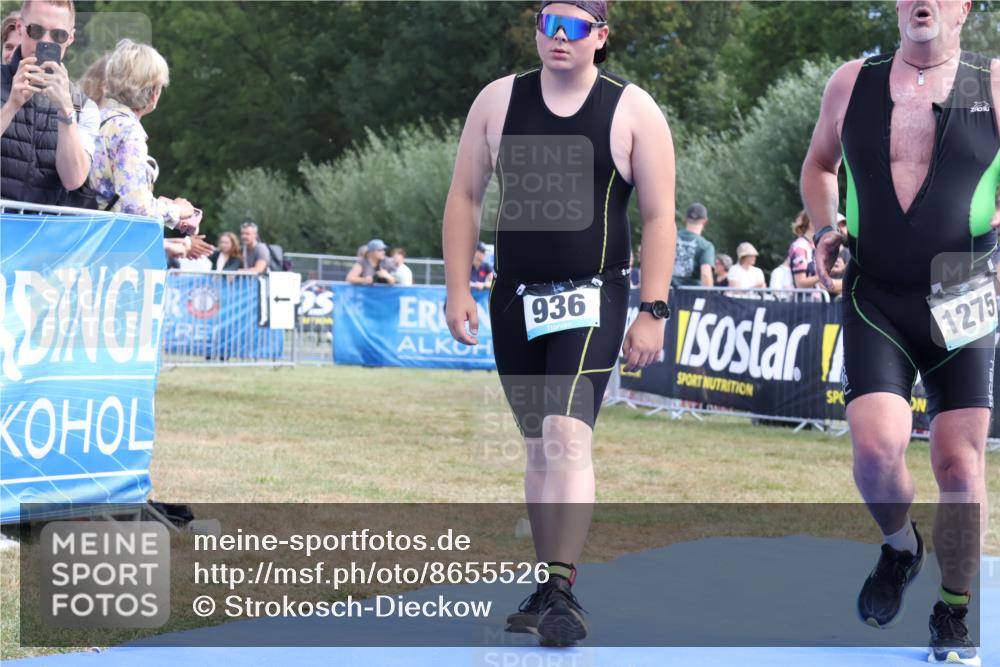 31.08.2025 - Elbe Triathlon Hamburg Strokosch-Dieckow http://msf.ph/oto/8655526 31.08.2025 11:51:33 Ziel 936, 1275, 1277, 1380 meine-sportfotos.de