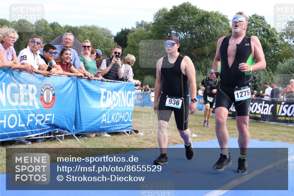 31.08.2025 - Elbe Triathlon Hamburg Strokosch-Dieckow http://msf.ph/oto/8655529 31.08.2025 11:51:33 Ziel 936, 1275, 1277, 1380 meine-sportfotos.de