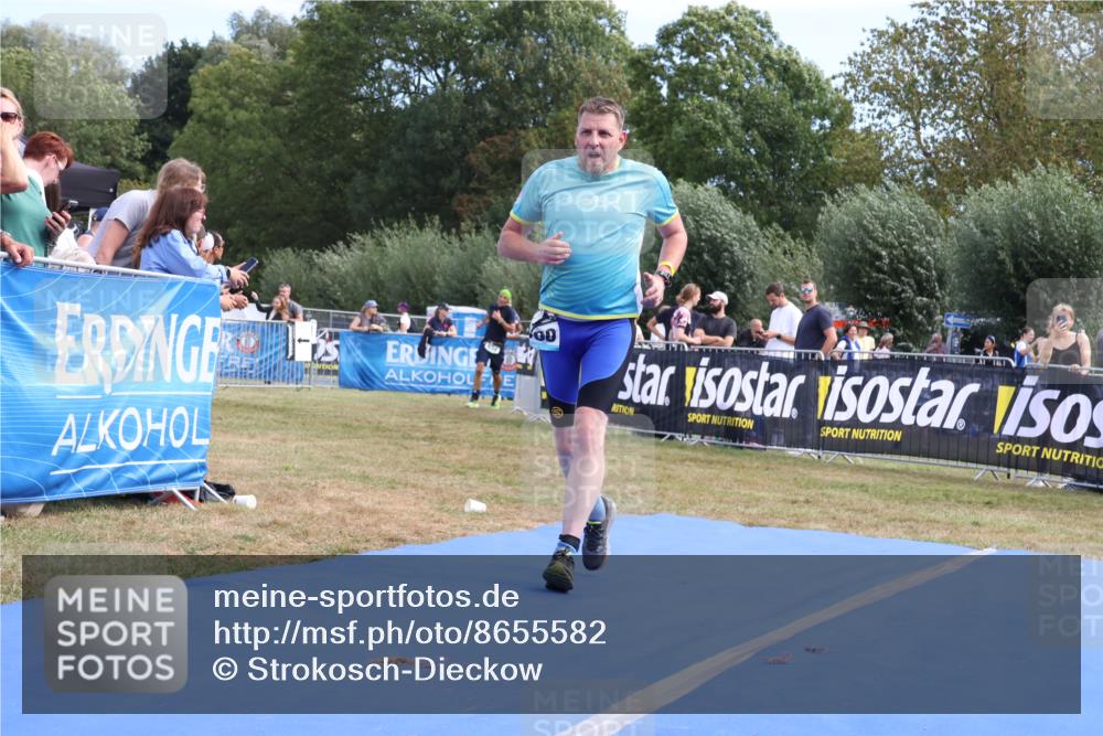 31.08.2025 - Elbe Triathlon Hamburg Strokosch-Dieckow http://msf.ph/oto/8655582 31.08.2025 11:51:55 Ziel 634, 1300, 1592 meine-sportfotos.de