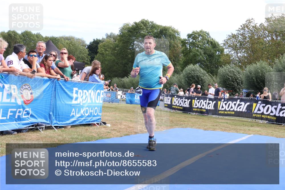31.08.2025 - Elbe Triathlon Hamburg Strokosch-Dieckow http://msf.ph/oto/8655583 31.08.2025 11:51:56 Ziel 634, 1300 meine-sportfotos.de