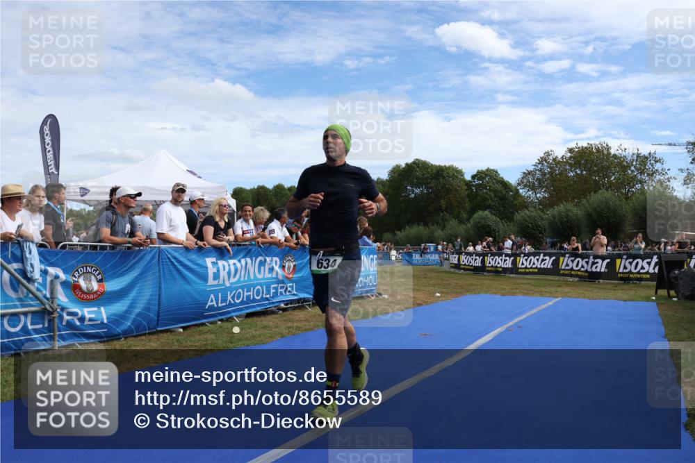 31.08.2025 - Elbe Triathlon Hamburg Strokosch-Dieckow http://msf.ph/oto/8655589 31.08.2025 11:52:04 Ziel 634 meine-sportfotos.de