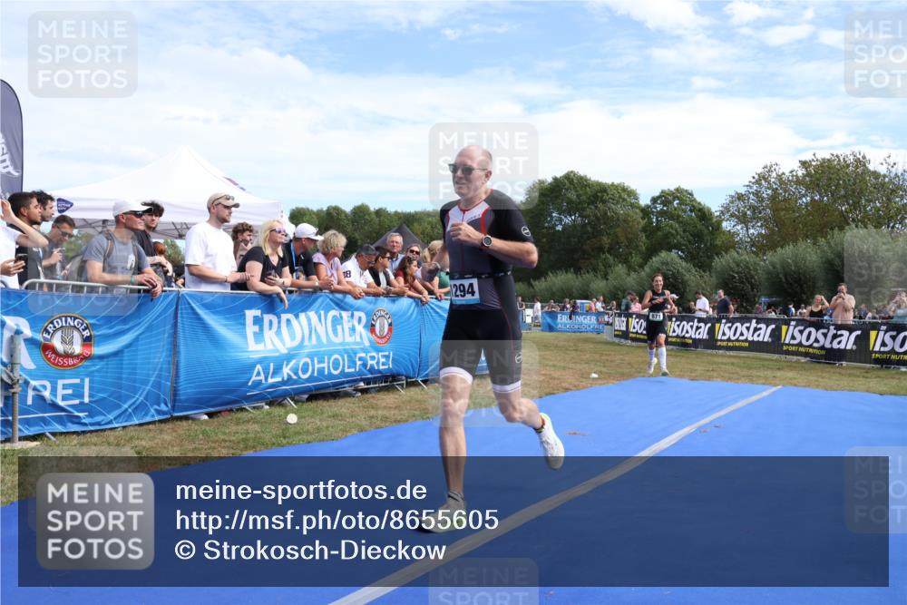 31.08.2025 - Elbe Triathlon Hamburg Strokosch-Dieckow http://msf.ph/oto/8655605 31.08.2025 11:52:18 Ziel 871, 892, 1294 meine-sportfotos.de