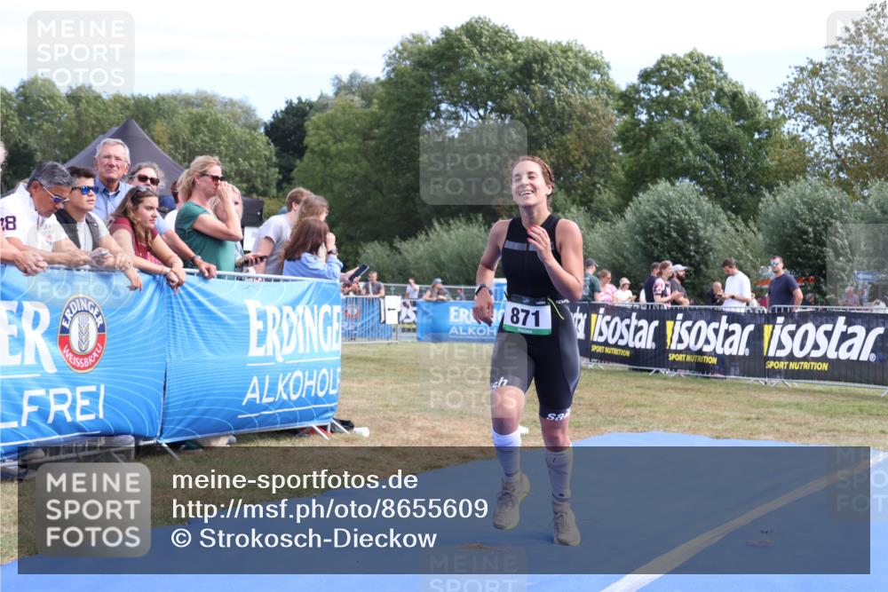 31.08.2025 - Elbe Triathlon Hamburg Strokosch-Dieckow http://msf.ph/oto/8655609 31.08.2025 11:52:20 Ziel 871, 1294 meine-sportfotos.de
