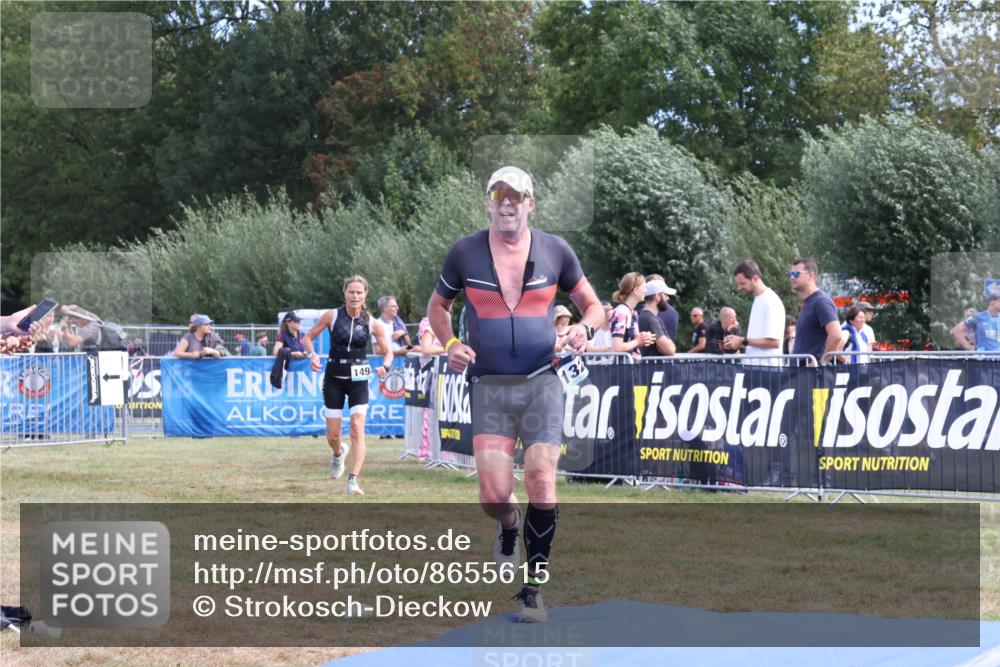 31.08.2025 - Elbe Triathlon Hamburg Strokosch-Dieckow http://msf.ph/oto/8655615 31.08.2025 11:52:35 Ziel 1320, 1494 meine-sportfotos.de