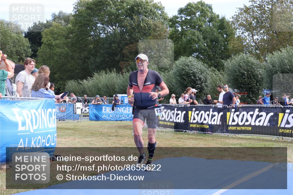 31.08.2025 - Elbe Triathlon Hamburg Strokosch-Dieckow http://msf.ph/oto/8655622 31.08.2025 11:52:36 Ziel 1320, 1494 meine-sportfotos.de