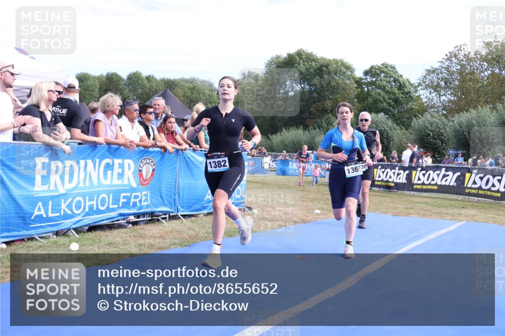 31.08.2025 - Elbe Triathlon Hamburg Strokosch-Dieckow http://msf.ph/oto/8655652 31.08.2025 11:52:51 Ziel 1336, 1365, 1382, 1406, 1411 meine-sportfotos.de