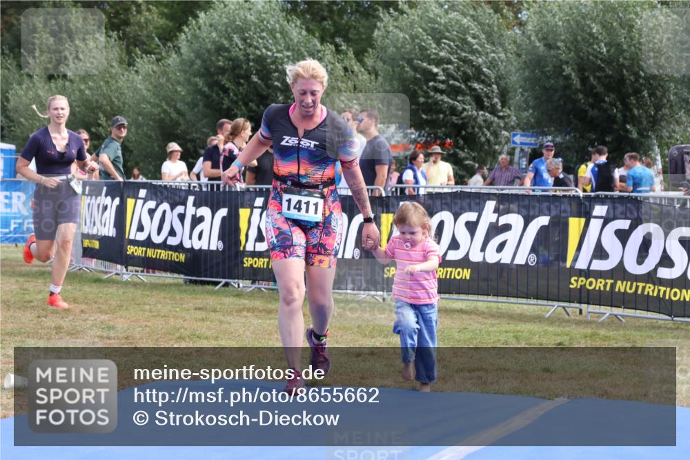31.08.2025 - Elbe Triathlon Hamburg Strokosch-Dieckow http://msf.ph/oto/8655662 31.08.2025 11:52:57 Ziel 824, 1336, 1406, 1411 meine-sportfotos.de