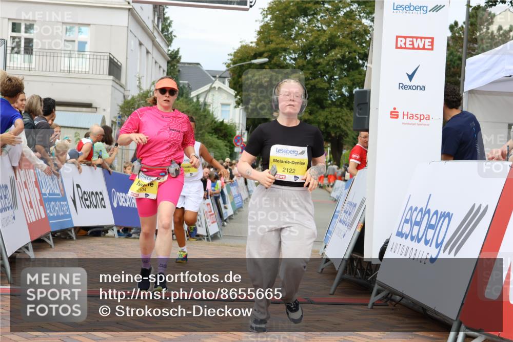 31.08.2025 - 21. Blankeneser Heldenlauf Strokosch-Dieckow http://msf.ph/oto/8655665 31.08.2025 10:33:03 Ziel 2104, 2129, 2130, 2128, 2122, 2337, 2695, 2694, 2464, 2658 meine-sportfotos.de