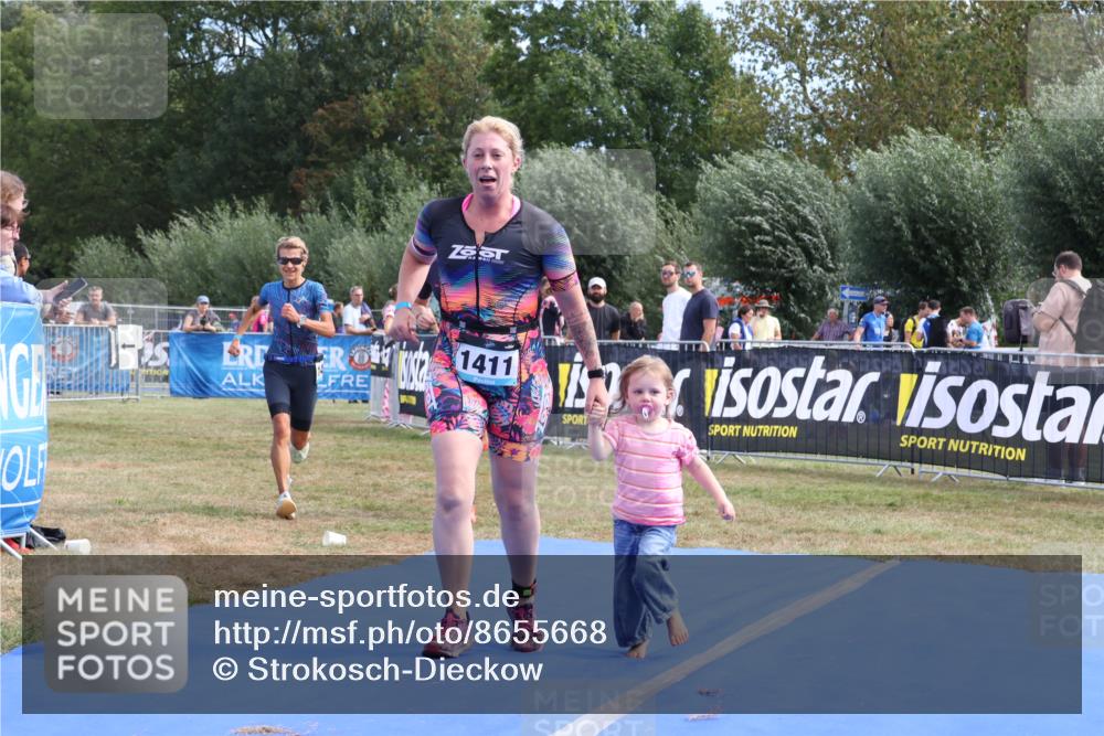 31.08.2025 - Elbe Triathlon Hamburg Strokosch-Dieckow http://msf.ph/oto/8655668 31.08.2025 11:52:59 Ziel 824, 1342, 1406, 1411 meine-sportfotos.de