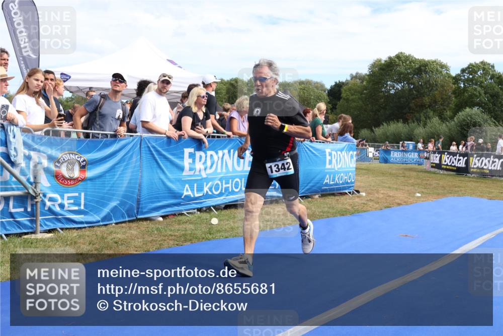31.08.2025 - Elbe Triathlon Hamburg Strokosch-Dieckow http://msf.ph/oto/8655681 31.08.2025 11:53:08 Ziel 1342 meine-sportfotos.de