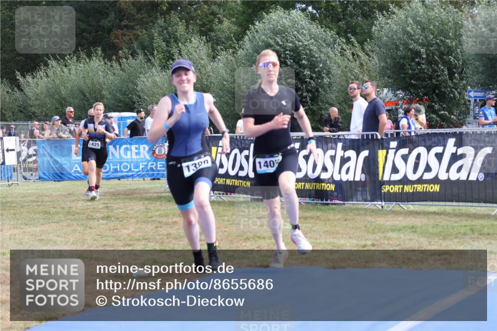 31.08.2025 - Elbe Triathlon Hamburg Strokosch-Dieckow http://msf.ph/oto/8655686 31.08.2025 11:53:19 Ziel 1339, 1388, 1405, 1425 meine-sportfotos.de