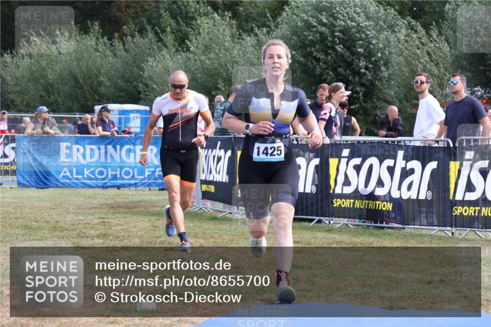 31.08.2025 - Elbe Triathlon Hamburg Strokosch-Dieckow http://msf.ph/oto/8655700 31.08.2025 11:53:23 Ziel 1339, 1388, 1405, 1425 meine-sportfotos.de