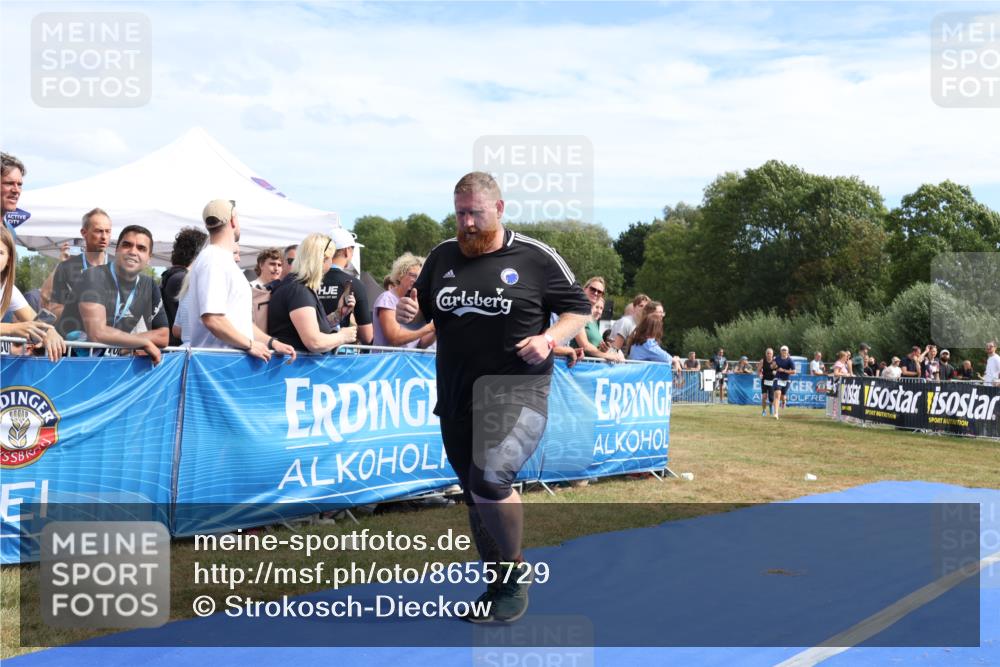 31.08.2025 - Elbe Triathlon Hamburg Strokosch-Dieckow http://msf.ph/oto/8655729 31.08.2025 11:53:39 Ziel 926, 1114, 1575 meine-sportfotos.de