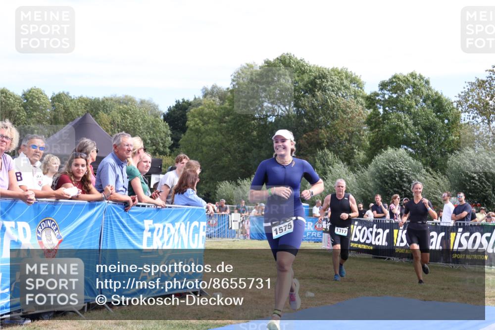 31.08.2025 - Elbe Triathlon Hamburg Strokosch-Dieckow http://msf.ph/oto/8655731 31.08.2025 11:53:45 Ziel 1317, 1431, 1575 meine-sportfotos.de