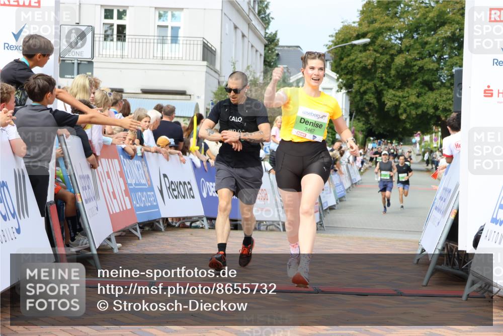 31.08.2025 - 21. Blankeneser Heldenlauf Strokosch-Dieckow http://msf.ph/oto/8655732 31.08.2025 10:59:40 Ziel 3551, 3467, 3683 meine-sportfotos.de